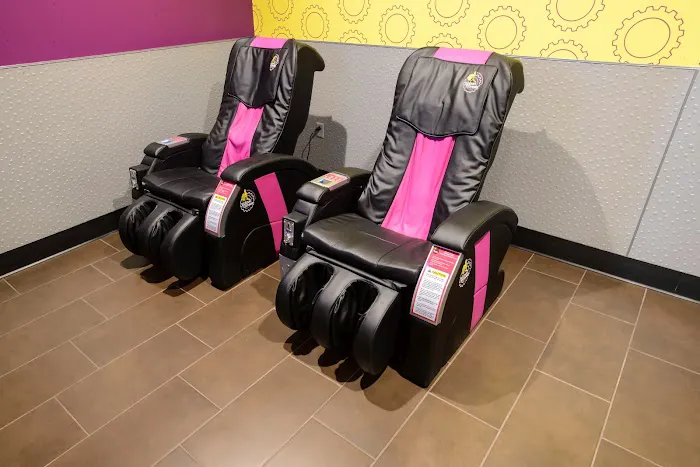 Planet Fitness Picture 9