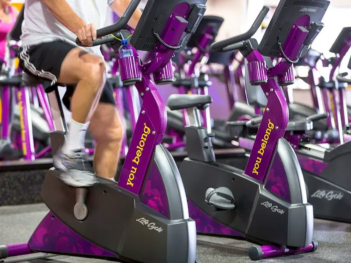 Planet Fitness Picture 9