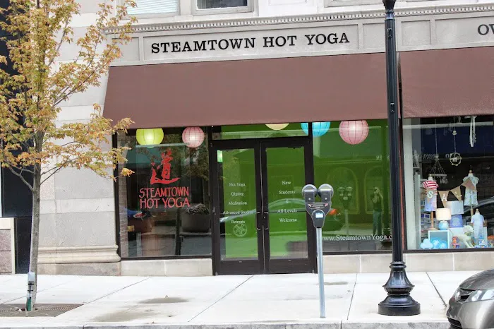 Steamtown Hot Yoga & Barre Picture 8