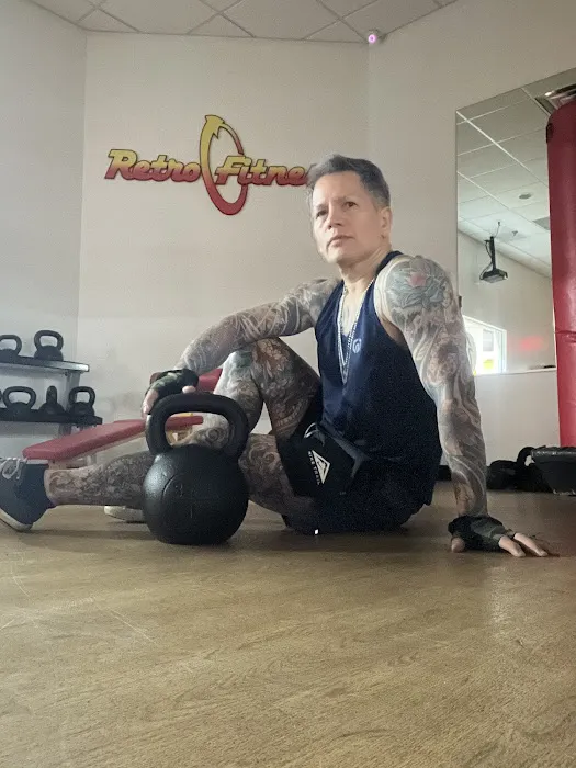 Retro Fitness Picture 2