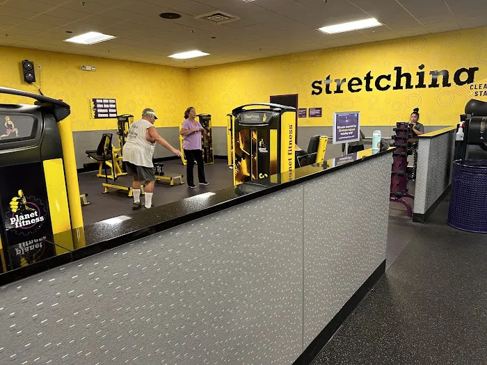 Planet Fitness Picture 10