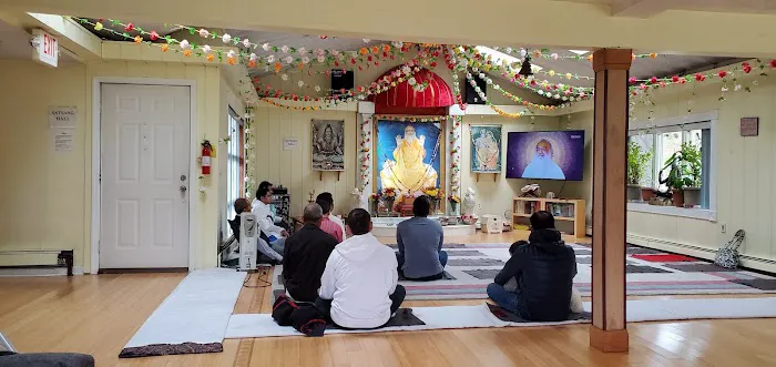 Shri Yoga Vedanta Ashram Picture 1
