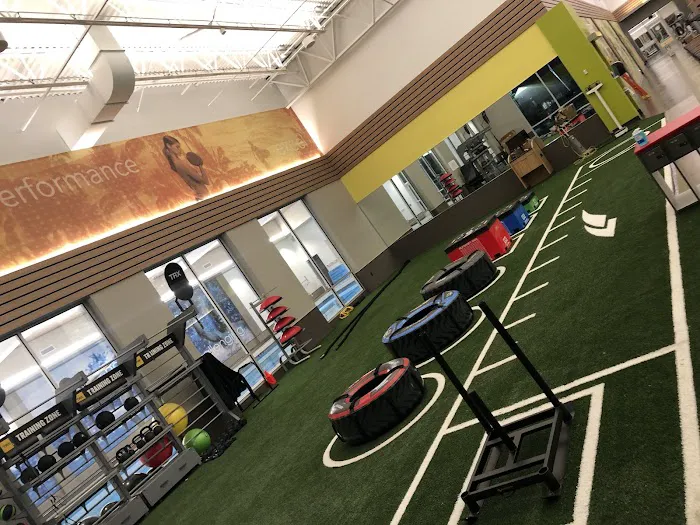 LA Fitness Picture 3