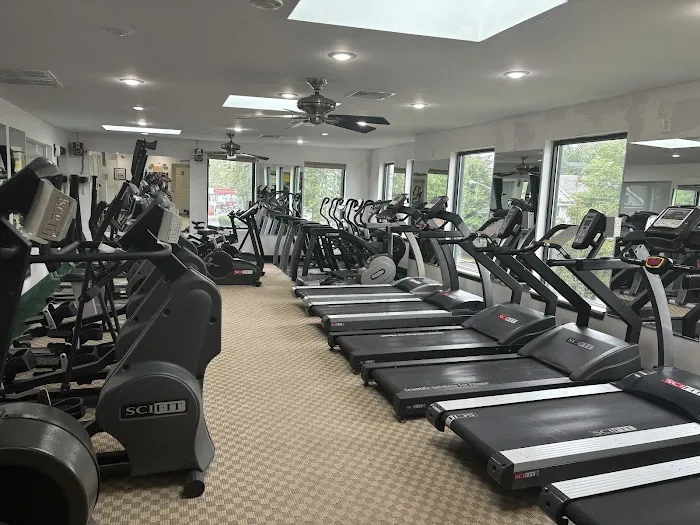 Studio @ 808 Health Club Picture 5