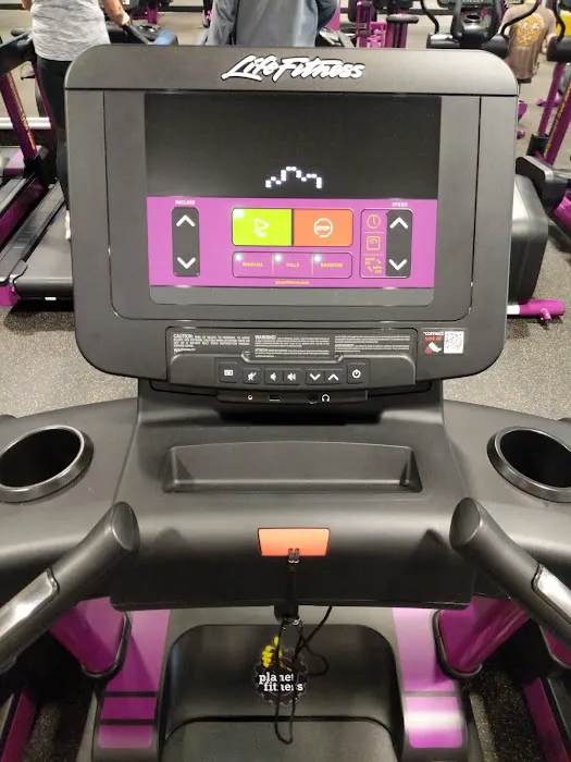 Planet Fitness Picture 1