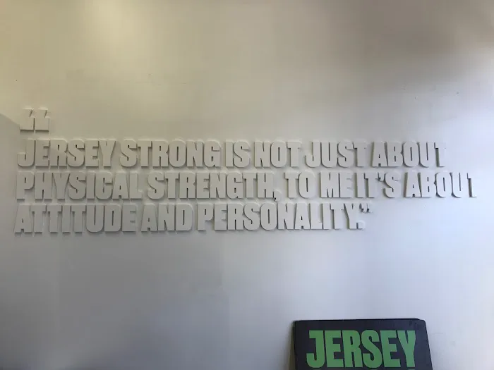 Crunch Fitness - Wall Township Picture 4