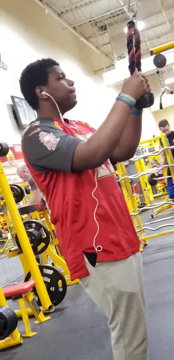 Retro Fitness Picture 3