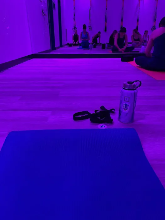 YogaSix Ocean Plaza Picture 8