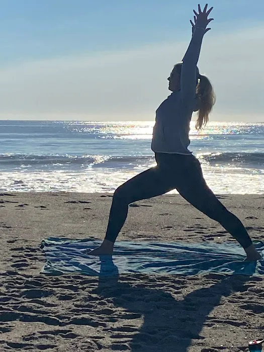 Bay Head Beach Yoga Picture 8