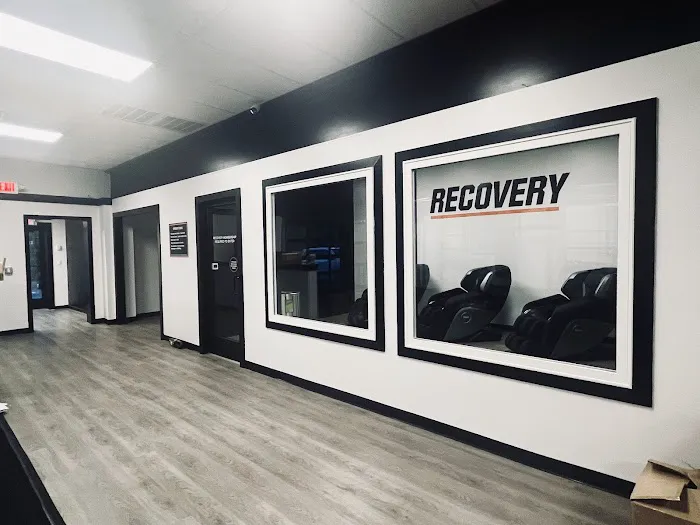 Iron 24 Fitness + Recovery Picture 8