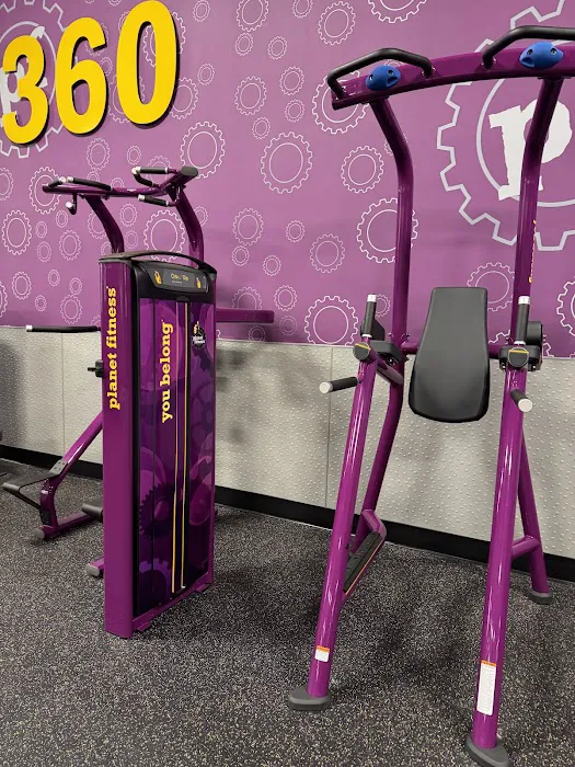 Planet Fitness Picture 8