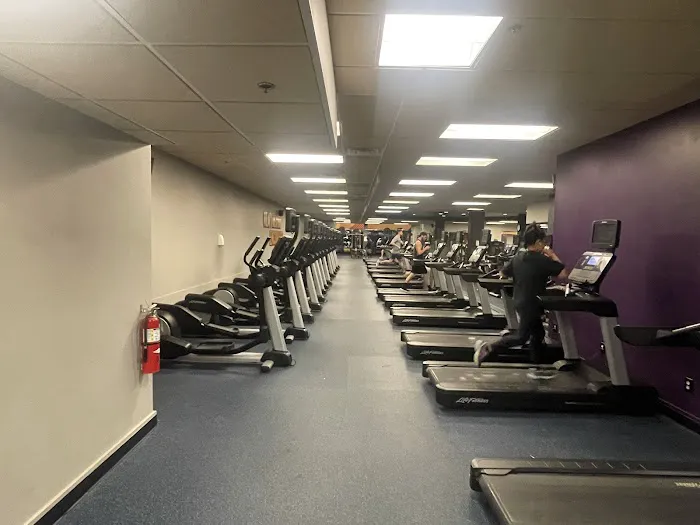 Crunch Fitness - Morristown Picture 10