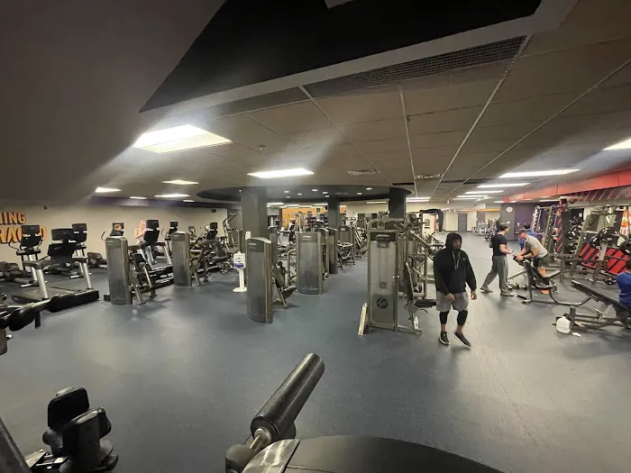 Crunch Fitness - Morristown Picture 9