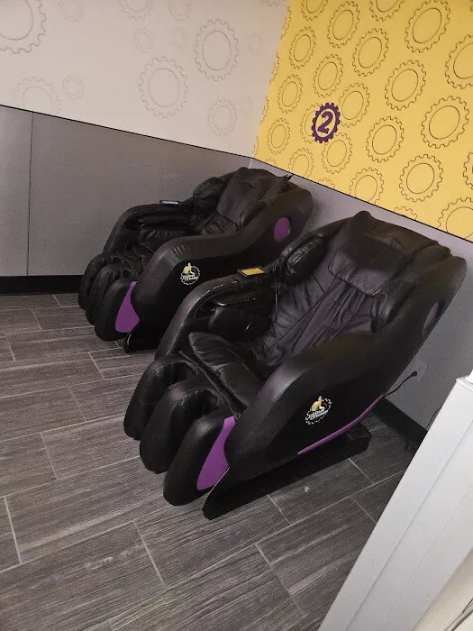 Planet Fitness Picture 8