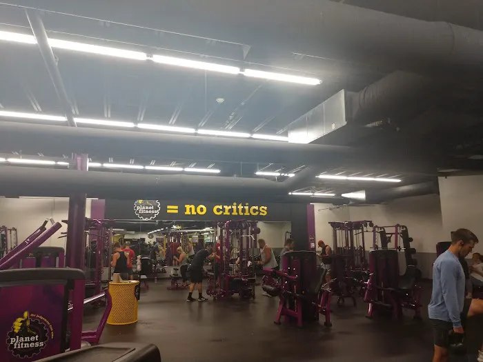 Planet Fitness Picture 4