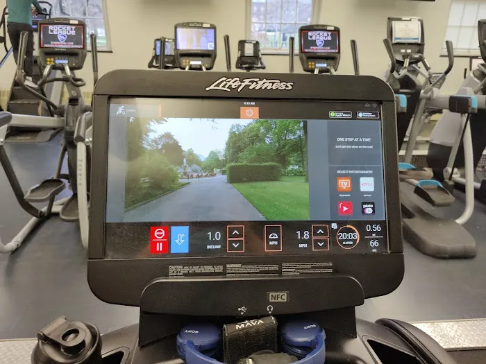 White Building Gym Picture 8
