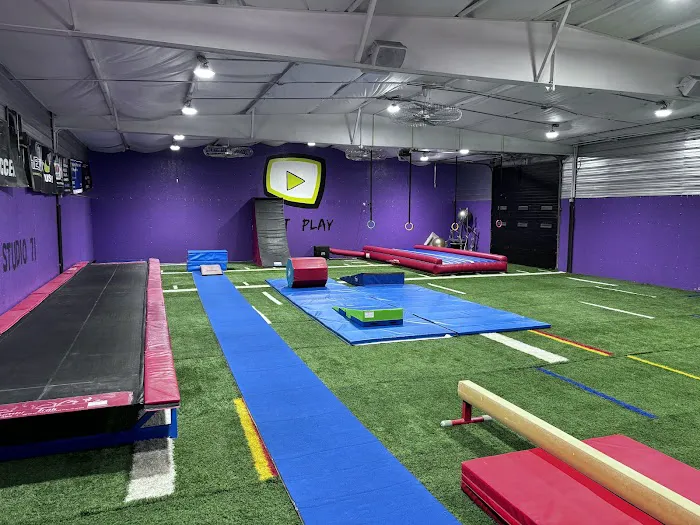 Summit Gymnastics Academy Picture 2