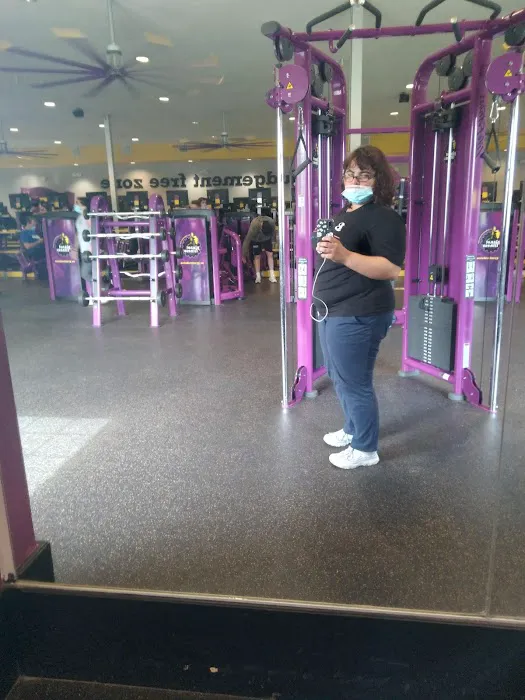 Planet Fitness Picture 2