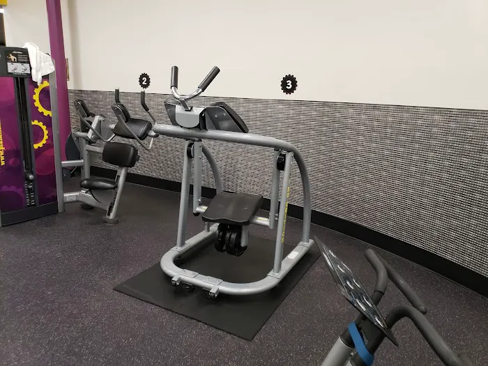 Planet Fitness Picture 6