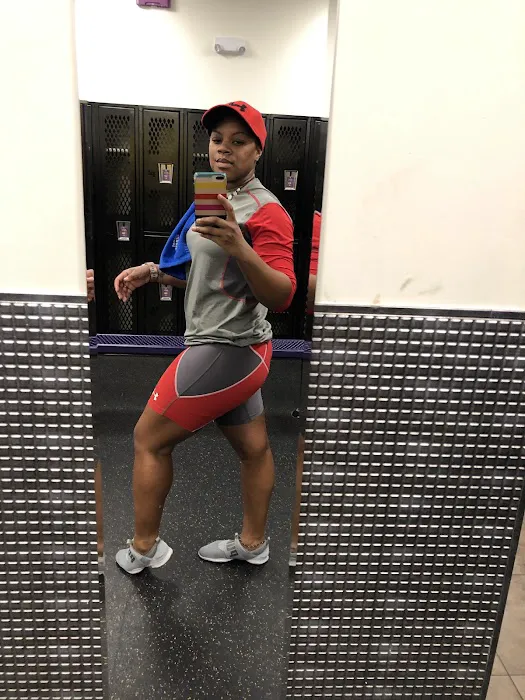 Planet Fitness Picture 2