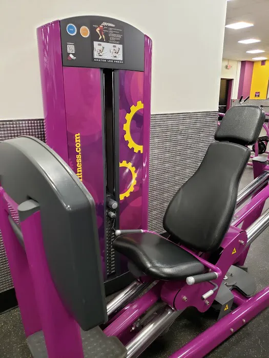 Planet Fitness Picture 8