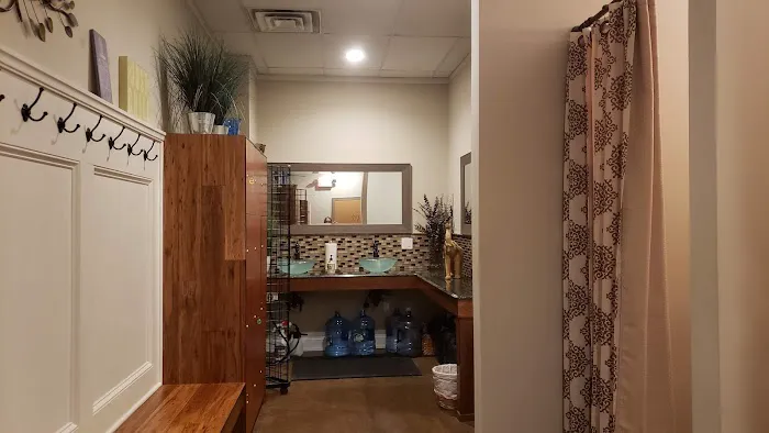 Karma Barre & Yoga Studio and Boutique Picture 4
