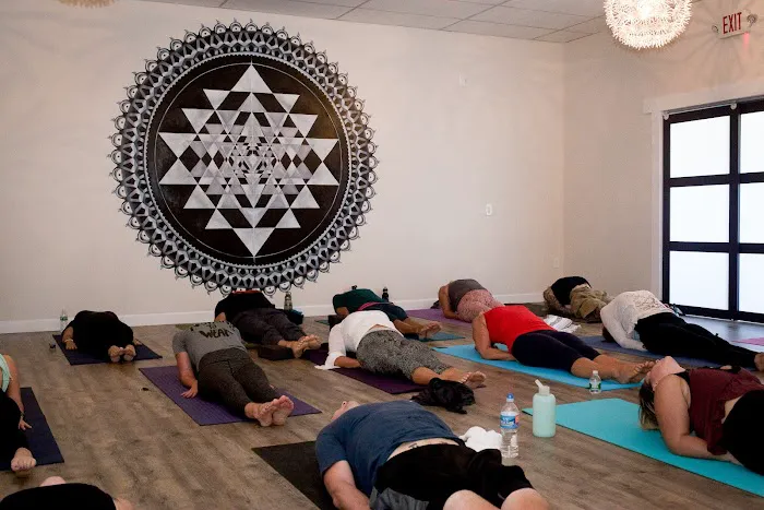 Lovelight on Main - Yoga Studio Picture 2