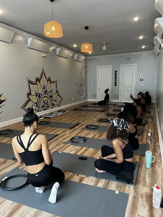 The Zen Lounge Yoga & Wellness Picture 2