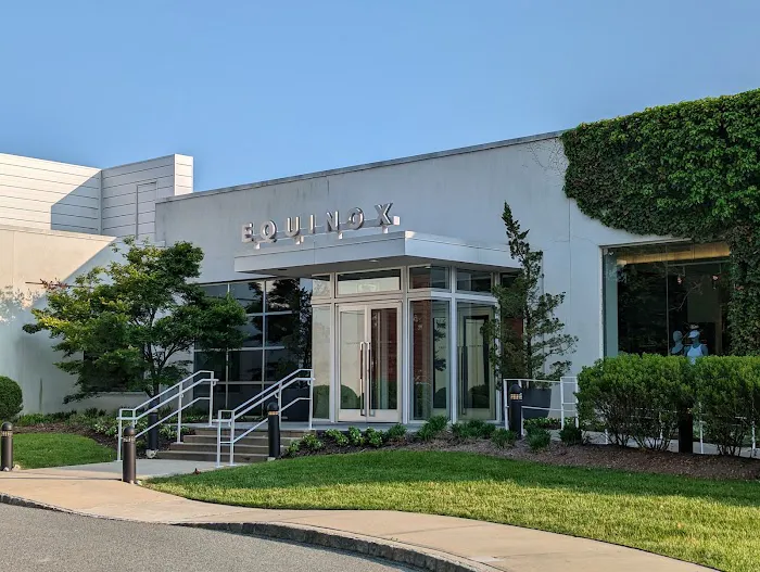 Equinox Summit Picture 8