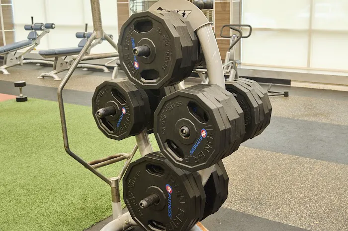 24 Hour Fitness Picture 10