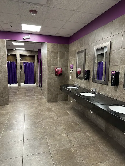 Planet Fitness Picture 1
