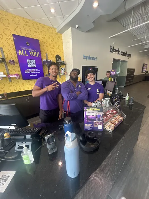 Planet Fitness Picture 1
