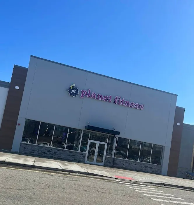 Planet Fitness Picture 4