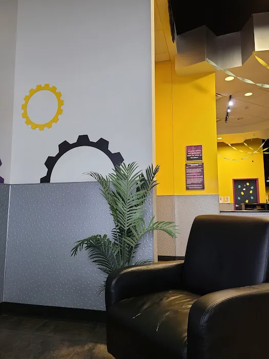Planet Fitness Picture 7
