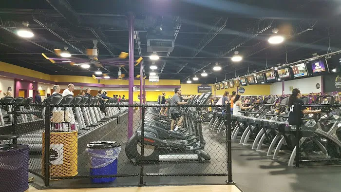 Planet Fitness Picture 7