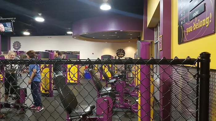 Planet Fitness Picture 8