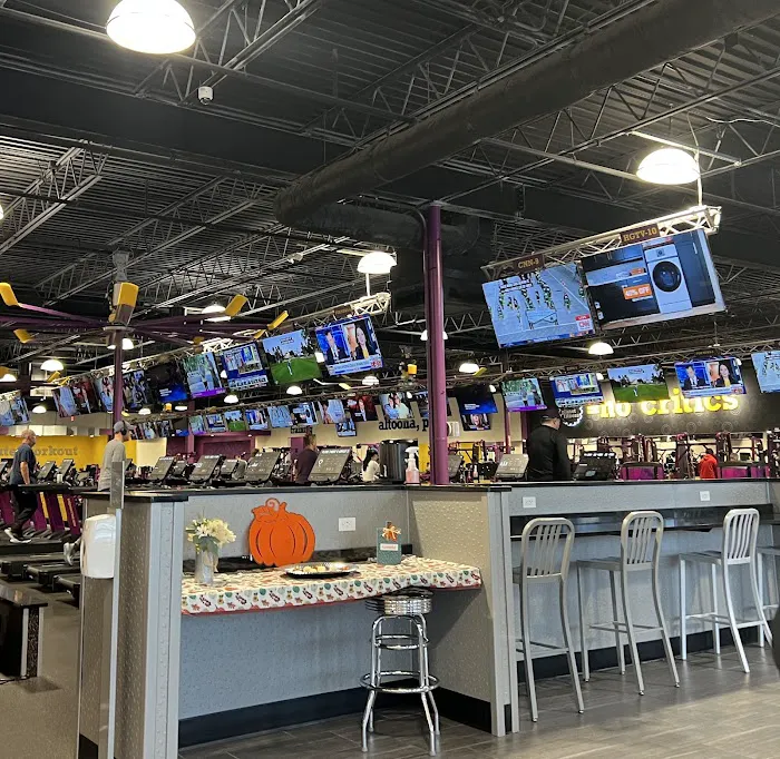 Planet Fitness Picture 10