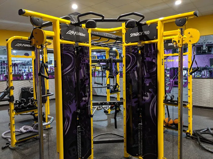 Planet Fitness Picture 9