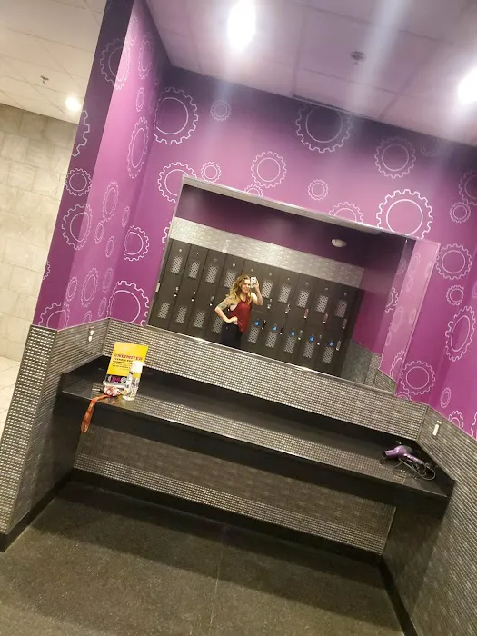 Planet Fitness Picture 2