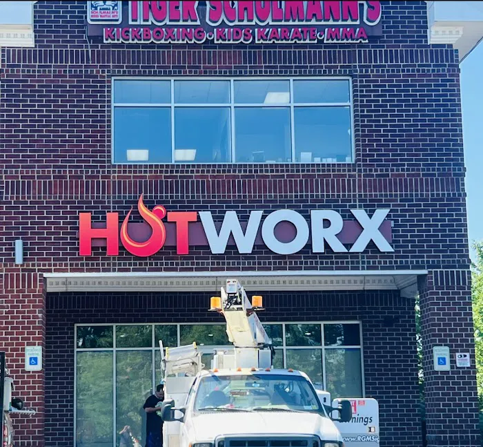 HOTWORX - Staten Island, NY (Charleston) Picture 7