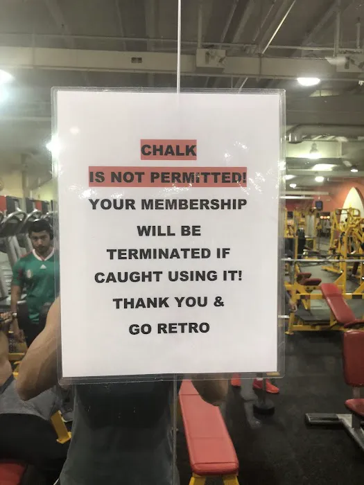 Retro Fitness Picture 3