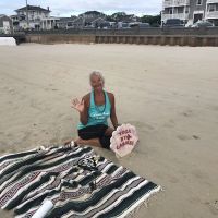 Carmel Beach Yoga ico