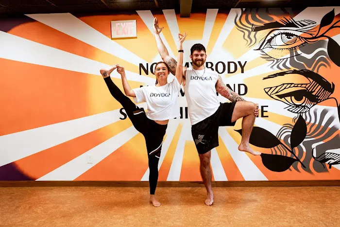 Do Yoga Picture 3