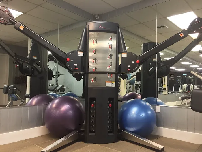 Elite Fitness Club Picture 2