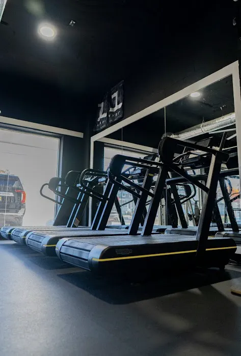 The Garage Gym Picture 9