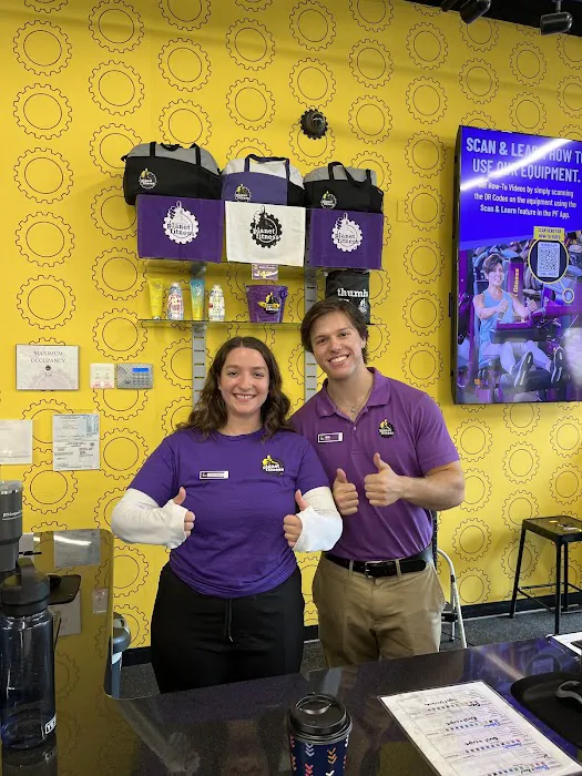 Planet Fitness Picture 5