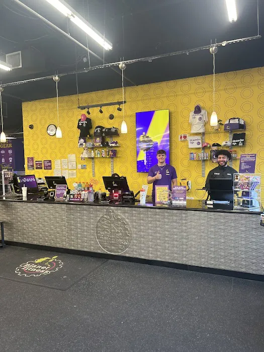 Planet Fitness Picture 9