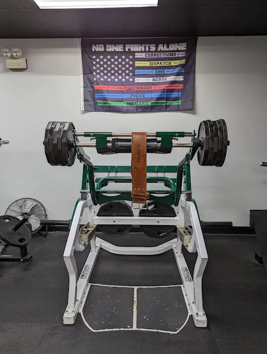 Topshelf Fitness Center & Supplement Store Picture 1