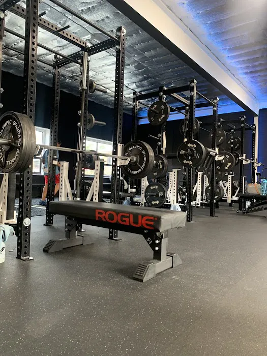 DISTRICT Training: Sports Performance + Fitness Coaching Picture 7