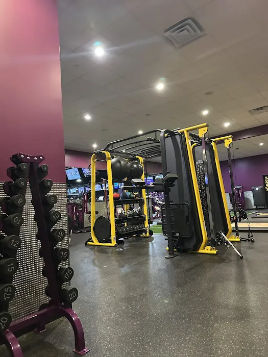 Planet Fitness Picture 8